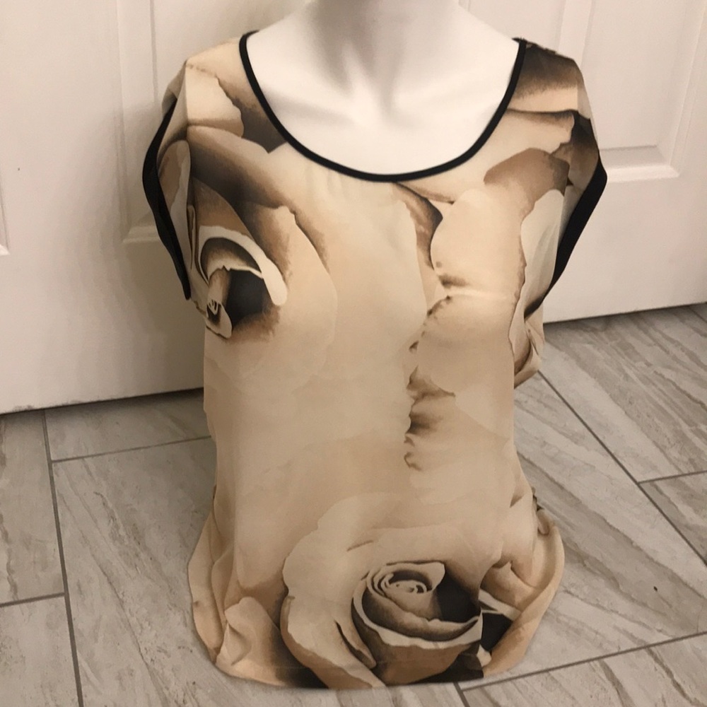 New York & Company Blouse size S